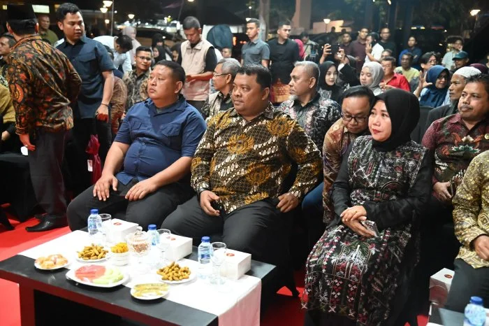Sekdakab Aceh Besar, Drs Sulaimi MSi menghadiri Kunjungan Kerja (Kunker) dan Silaturrahmi bersama Menteri Kebudayaan RI, Fadli Zon di Situs Gunongan, Taman Putroe Phang, Kota Banda Aceh, Minggu (12/1/2025) malam. FOTO/MC ACEH BESAR