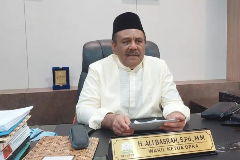 WakilKetua Dewan Perwakilan Rakyat Aceh,Ali Basrah,S.Pd.,M.M