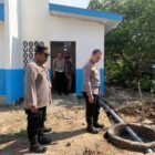 Kapolres Pidie Jaya AKBP Ahmad Pasaribu SH SIK MH melakukan peninjauan kesiapan Renovasi gedung SPPG. Gampong Keude Ule Glee, Rabu (27/8/2025). Foto:Dok/Humas Polres Pidie Jaya 