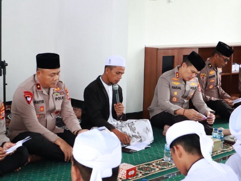 Kapolres Pidie Jaya AKBP Ahmad Pasaribu SH SIK MH dana  jajaran mengikuti binrotal bersama Polda Aceh Via Zoom. Foto:Dok/Humas Polres Pidie Jaya 