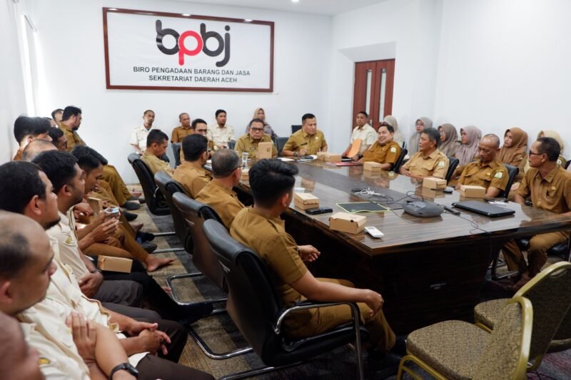 Biro PBJ Setda Aceh Gelar Rapat kerja: Membangun Sinergi Kinerja dan Integritas. Foto: Dok. Biro PBJ Setda Aceh