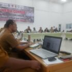 Rapat Evaluasi Progres Penanganan bencana banjir dan longsor serta penetapan masa transisi, Posko media center penanganan bencana Pidie Jaya, Gedung MTQ Komplek perkantoran Cot Trieng, Selasa(10/2/2026).foto:Dok/Muhammad Rissan 