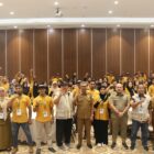 Direktur Operasional BPI Friandito bersama para instruktur dan peserta foto bersama usai mengikuti kegiatan Pelatihan Teknis Budidaya Kelapa Sawit di Banda Aceh. Foto: Dok. Istimewa