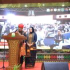 Kapolda Aceh Irjen Pol. Ruddi Setiawan menyampaikan sambutan dalam kegiatan Maulid Nabi Muhammad SAW dan Silaturahmi Akbar IKAGARA di Anjong Mon Mata, Banda Aceh, Sabtu (10/10/2026). Foto: Dok. Istimewa 