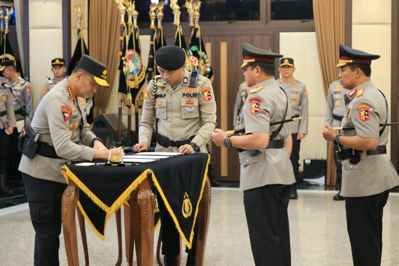 Kapolda Aceh Irjen Pol. Ruddi Setiawan menghadiri pelantikan dan serah terima jabatan sejumlah Pati dan Pamen Polri di Rupattama Mabes Polri, Jakarta, Sabtu (3/10/2026). Foto: Dok. Istimewa